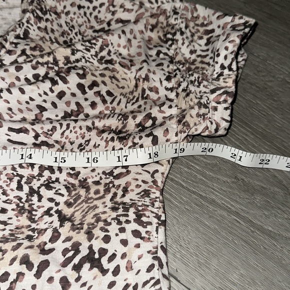 Maurice’s 24/7 Black and brown and white  Asymmetrical Blouse size Large - Picture 5 of 6